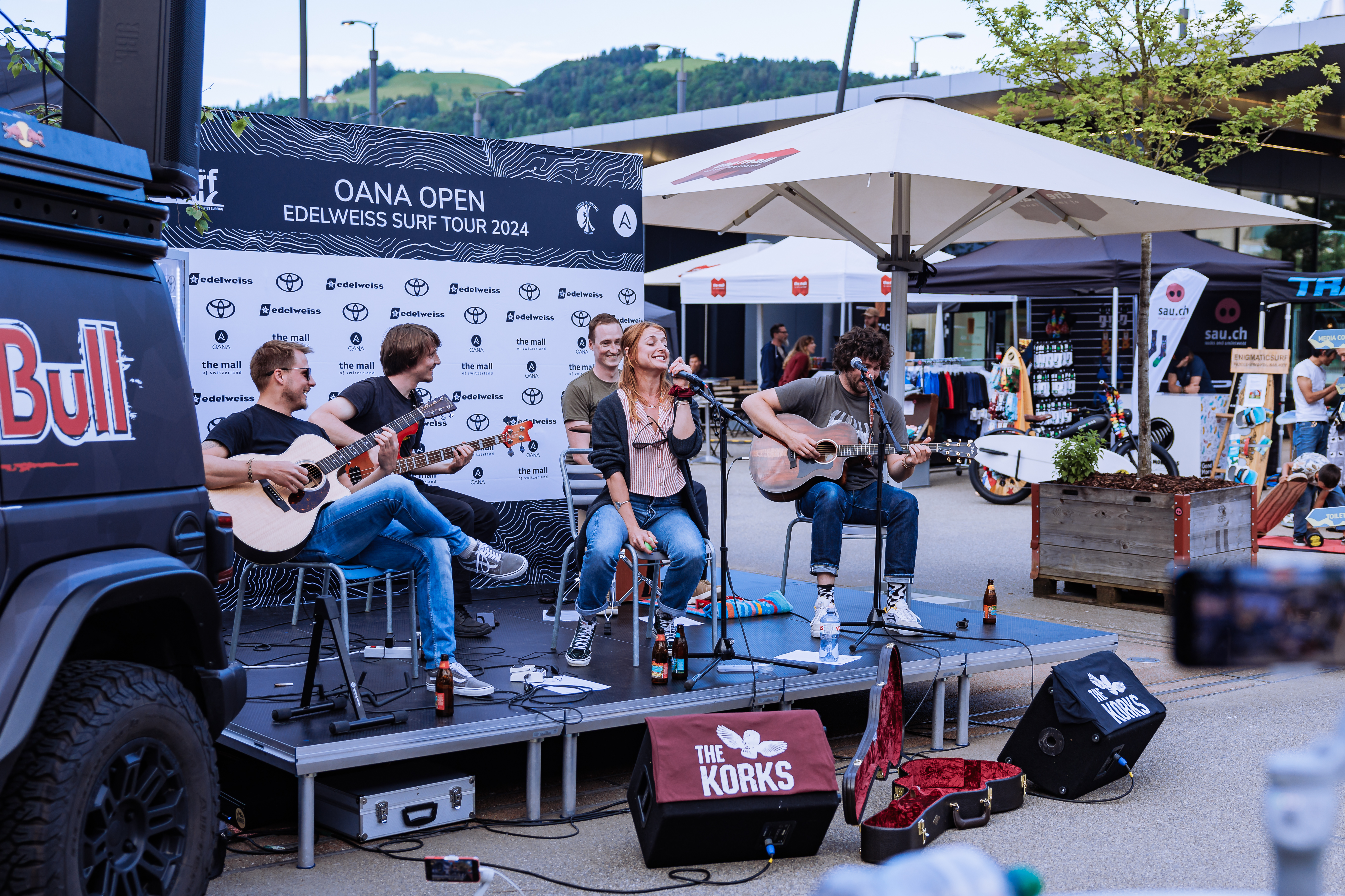 Live-Konzert im Surf Village